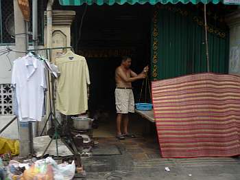 Closing a rice shop