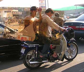 Carrying glass on a motorcycle