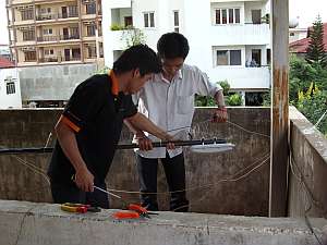 Attaching a microwave antenna