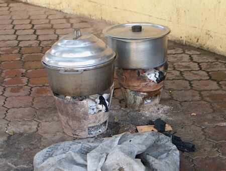 Common cooking stoves