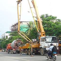 Concrete pumper