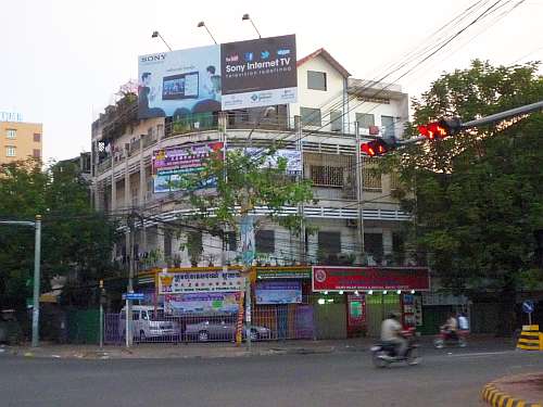 Covering the block with signs