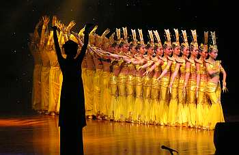 Deaf Chinese dance troupe